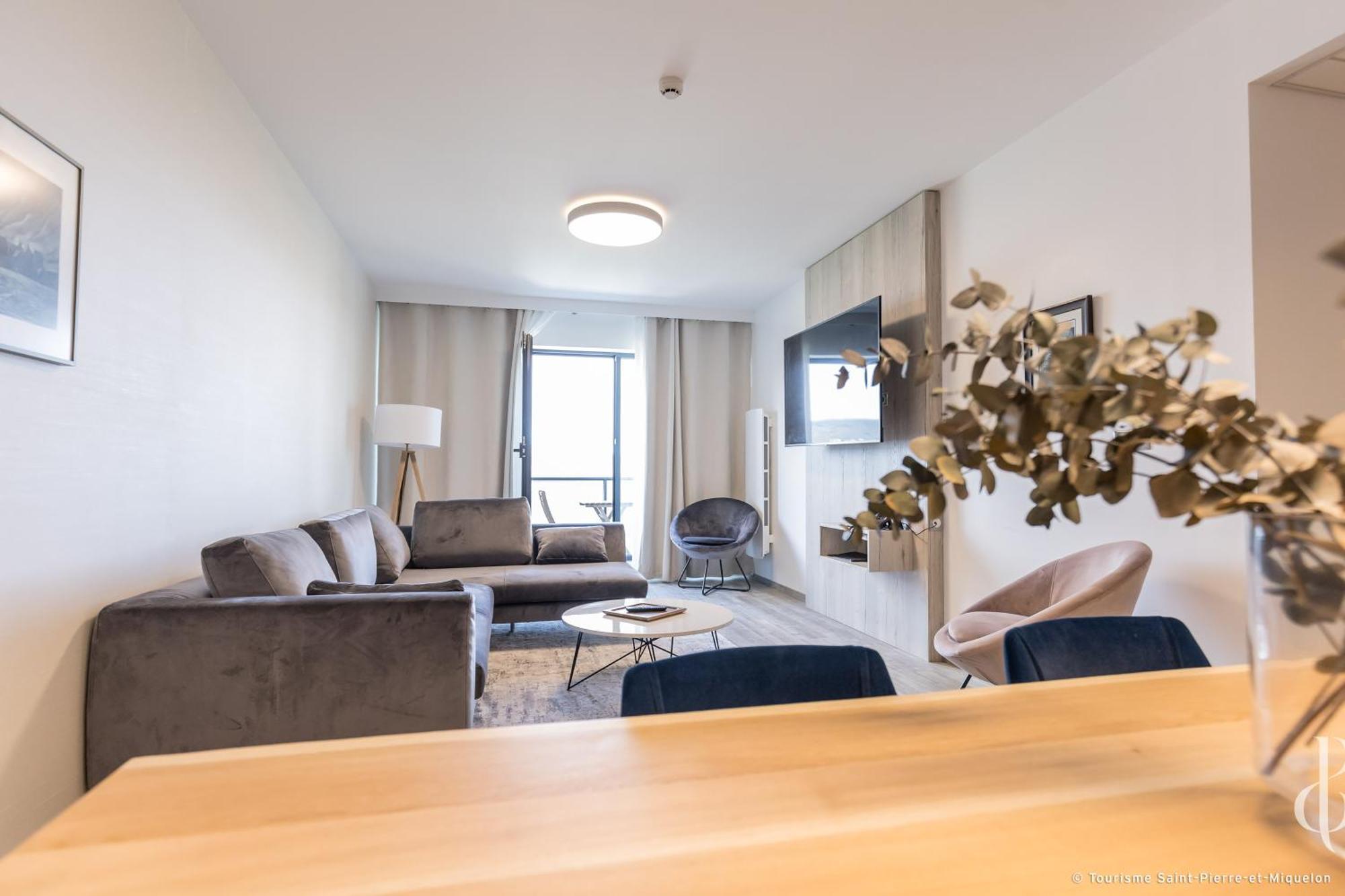 Les Terrasses Du Port Hotell Saint-Pierre Eksteriør bilde